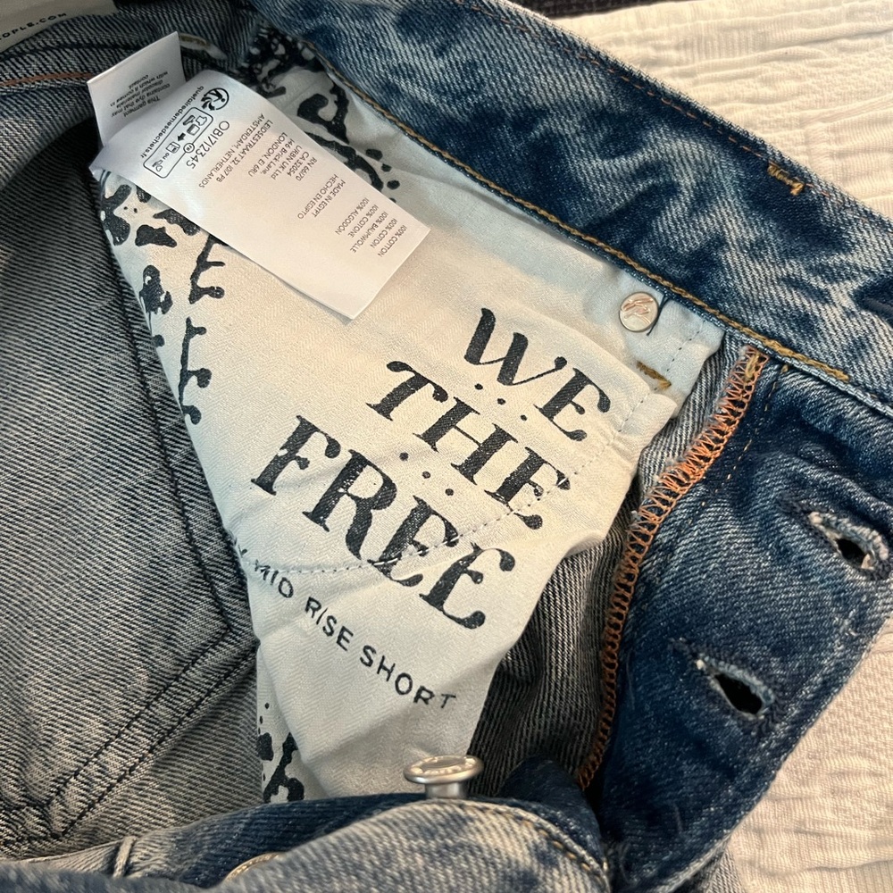 Free People Ivy Mid Rise Jean Short - Picture 9 of 14